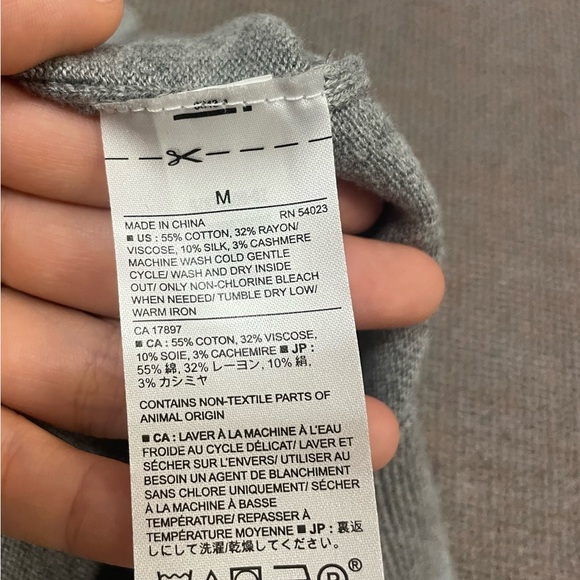 Banana Republic sweaters - Picture 5 of 7